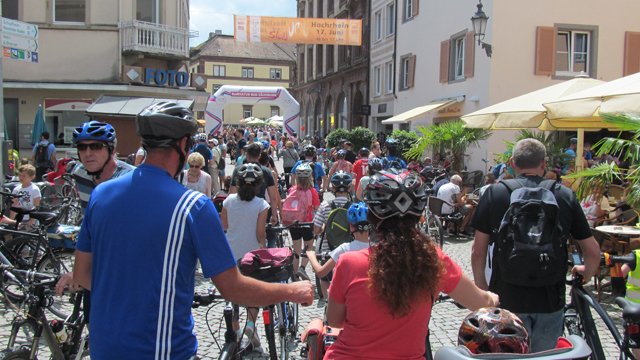 18_25_slowup_img_2111