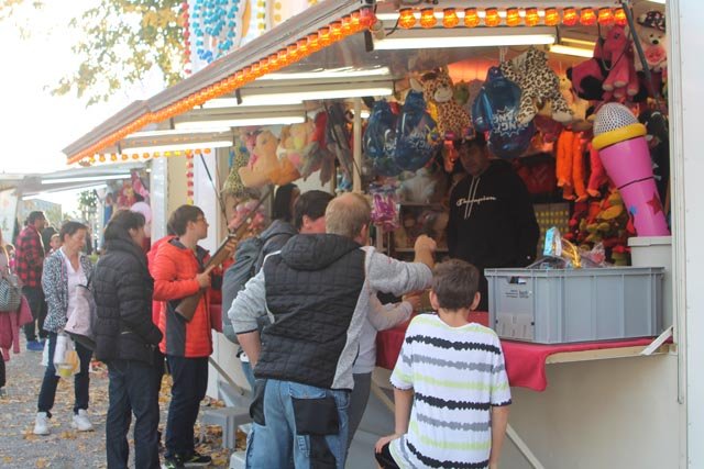 22_41_hela_schiessbude